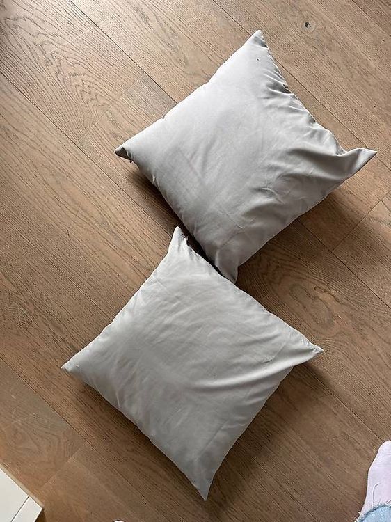 Coussins: Kissen 40x40cm, grau – D'occasion à Zürich par fufie