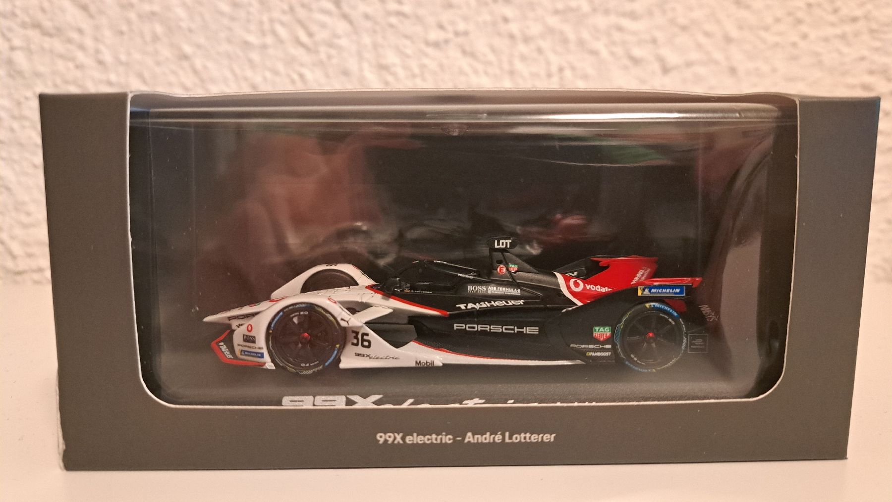 Modellini d'auto: Porsche Formel E 99X Electric Lotterer, 1:43 – Nuovo (secondo la descrizione) da Wetzikon ZH venduto da ICEONE_ 1
