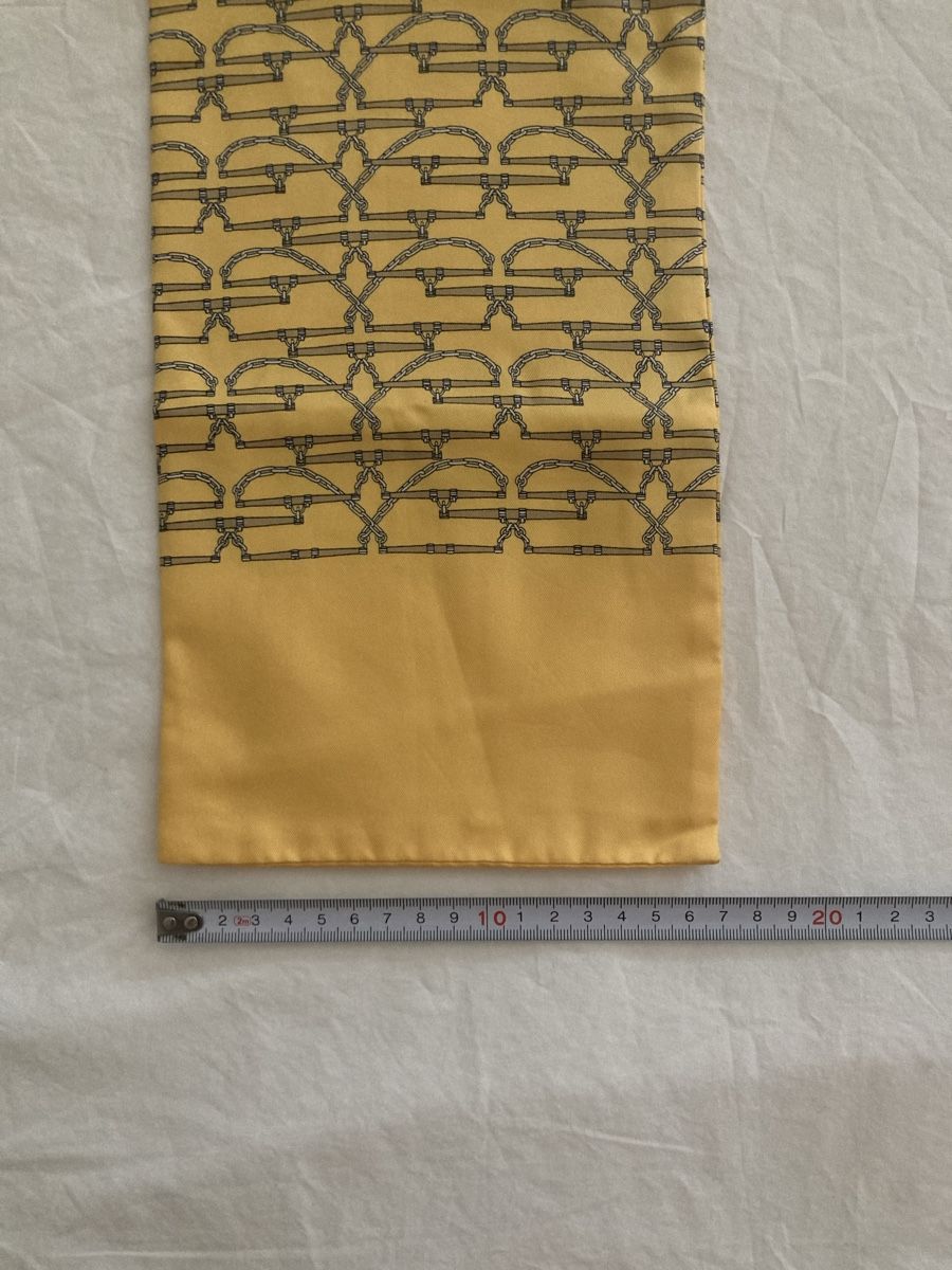 Hermès Foulards, Tücher & Schals: Schmaler Vintage Schal Hermès Paris – Gebraucht aus Zürich von mainau16 5