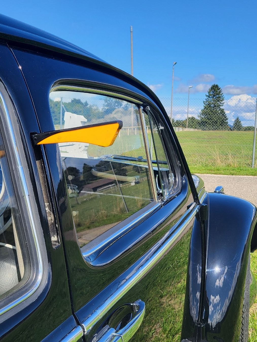 Dienstleistungen & Reparaturen: VW Käfer à louer  – Gebraucht aus Movelier von Gwadafab 1