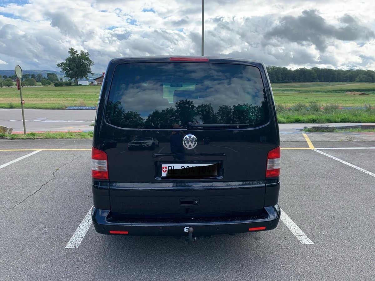 VW Automobili: VW Multivan Highline 2.5 TDI Automat 174 PS – Usato da Oberwil BL venduto da Samsung010 3
