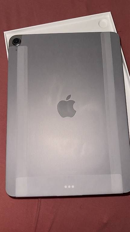 Apple Tablet PC: Apple ipad Air – Nuovo e nell'imballaggio originale da Ostermundigen venduto da mel_kfp9 1