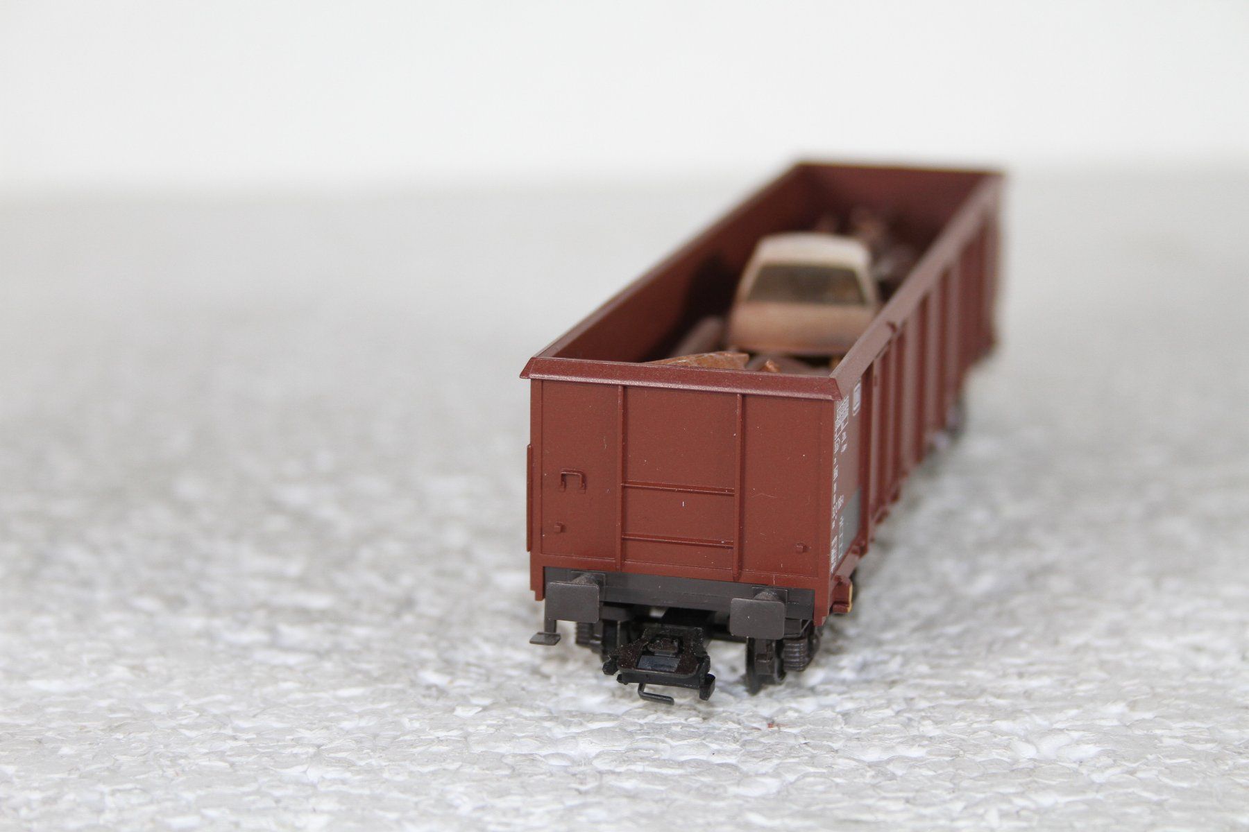 Märklin Modellini di ferrovie: Märklin DB Eaos mit Ladung (3) – Usato da Triesen venduto da gleis8 2