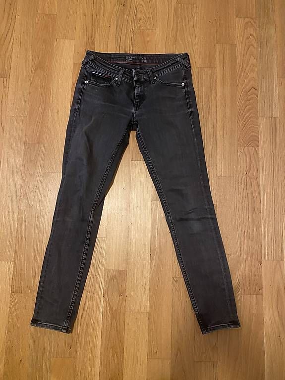 Jeans: Tommy Hilfiger Jeans – Gebraucht aus Niederrohrdorf von nat_p7qz