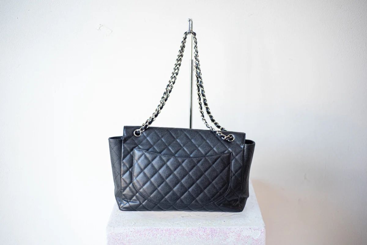 Chanel Taschen für Damen: CHANEL TIMELESS MAXI JUMBO – Gebraucht aus Ligornetto von Ksela 1