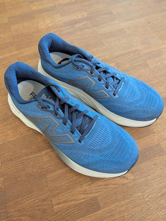 New Balance Scarpe da uomo: New balance fresh foam 880, Gr. 42 – Nuovo (secondo la descrizione) da Bern venduto da zimmj86