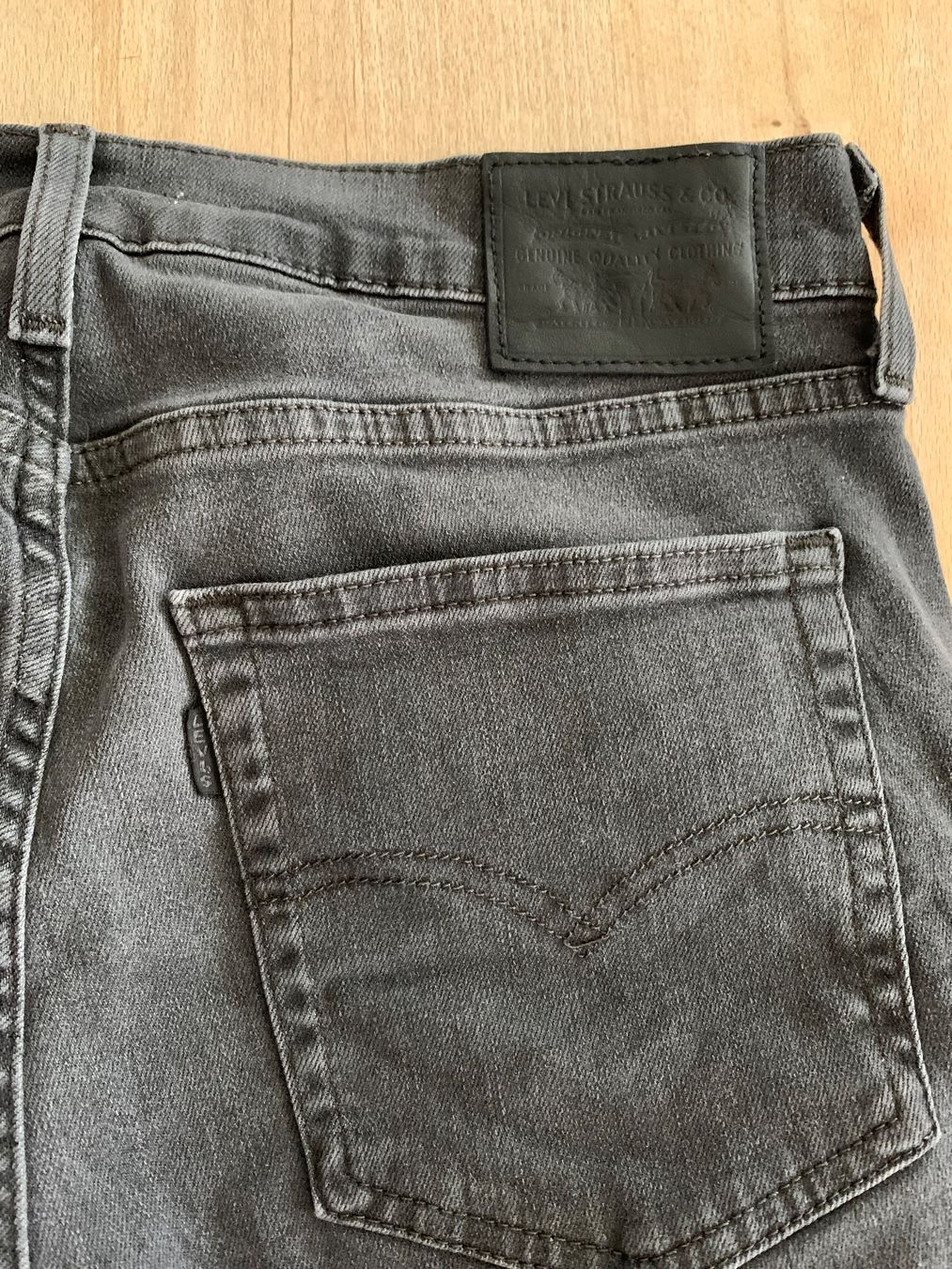 Levi's Jeans: Levis Jeans 724 High Rise Straight – Usato da Enggistein venduto da THE-IGOR 4