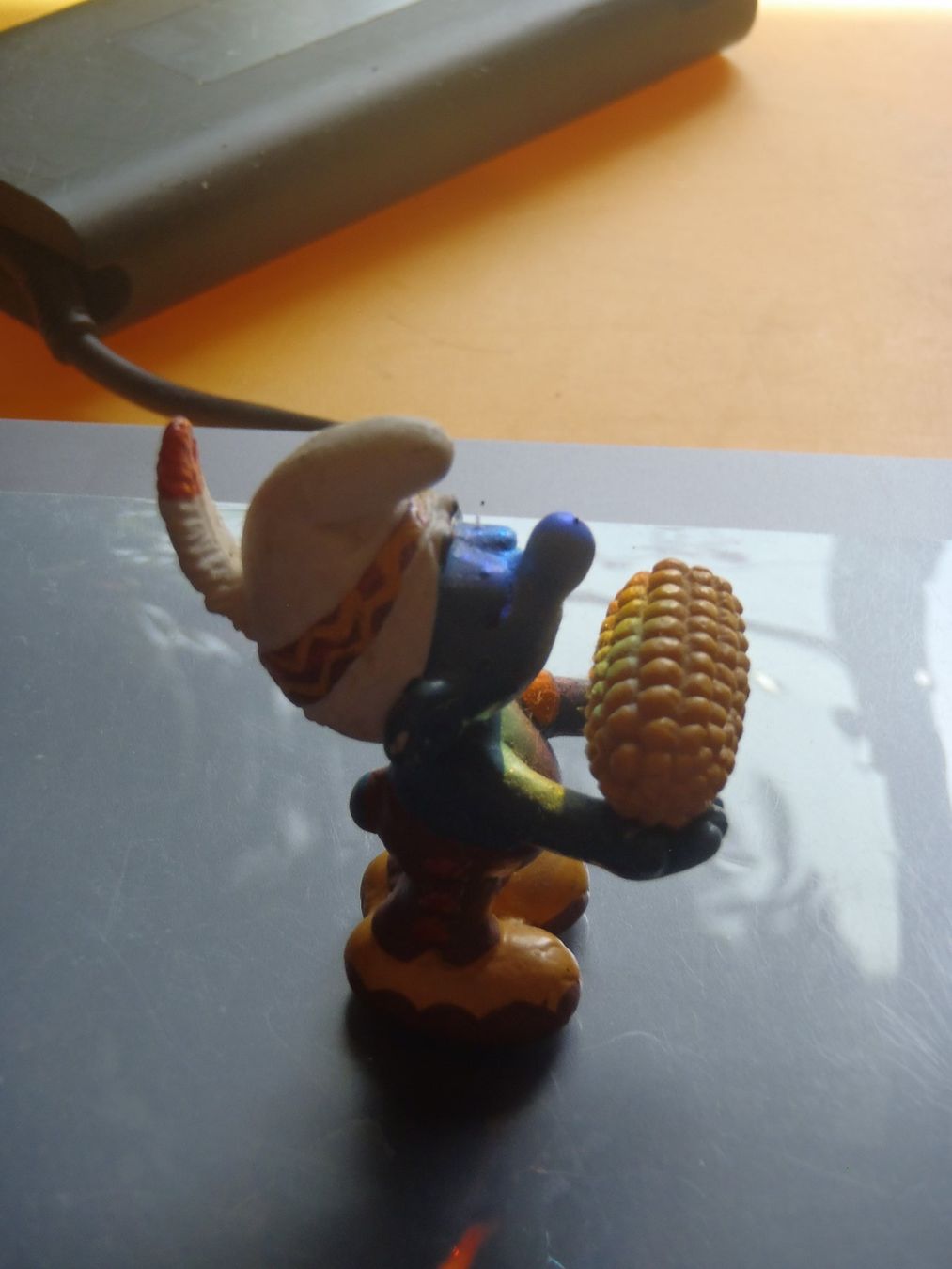 Schleich Statuette: Schlumpf mit maiskolben – Usato da Basel venduto da rozi6462
