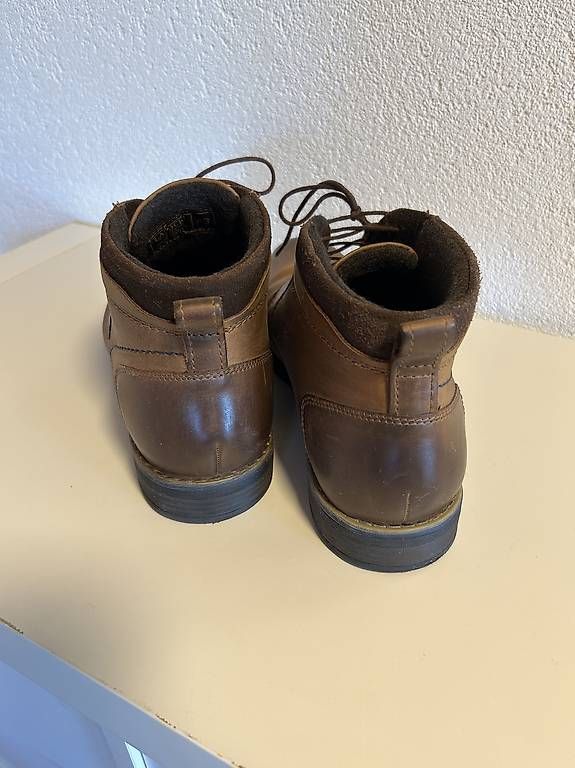 Scarpe da uomo: Freizeitschuh halbhoch, braun, Gr. 43 – Usato da Braunau venduto da Laus67 1