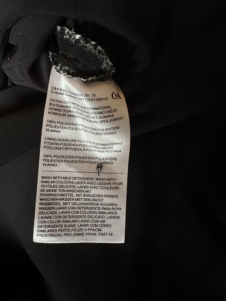 C&A Tute: Schwarzer Jumpsuit von C&A Premium Grösse 34 - Elegant – Nuovo (secondo la descrizione) da Buchs AG venduto da Dasmusstduhaben 5