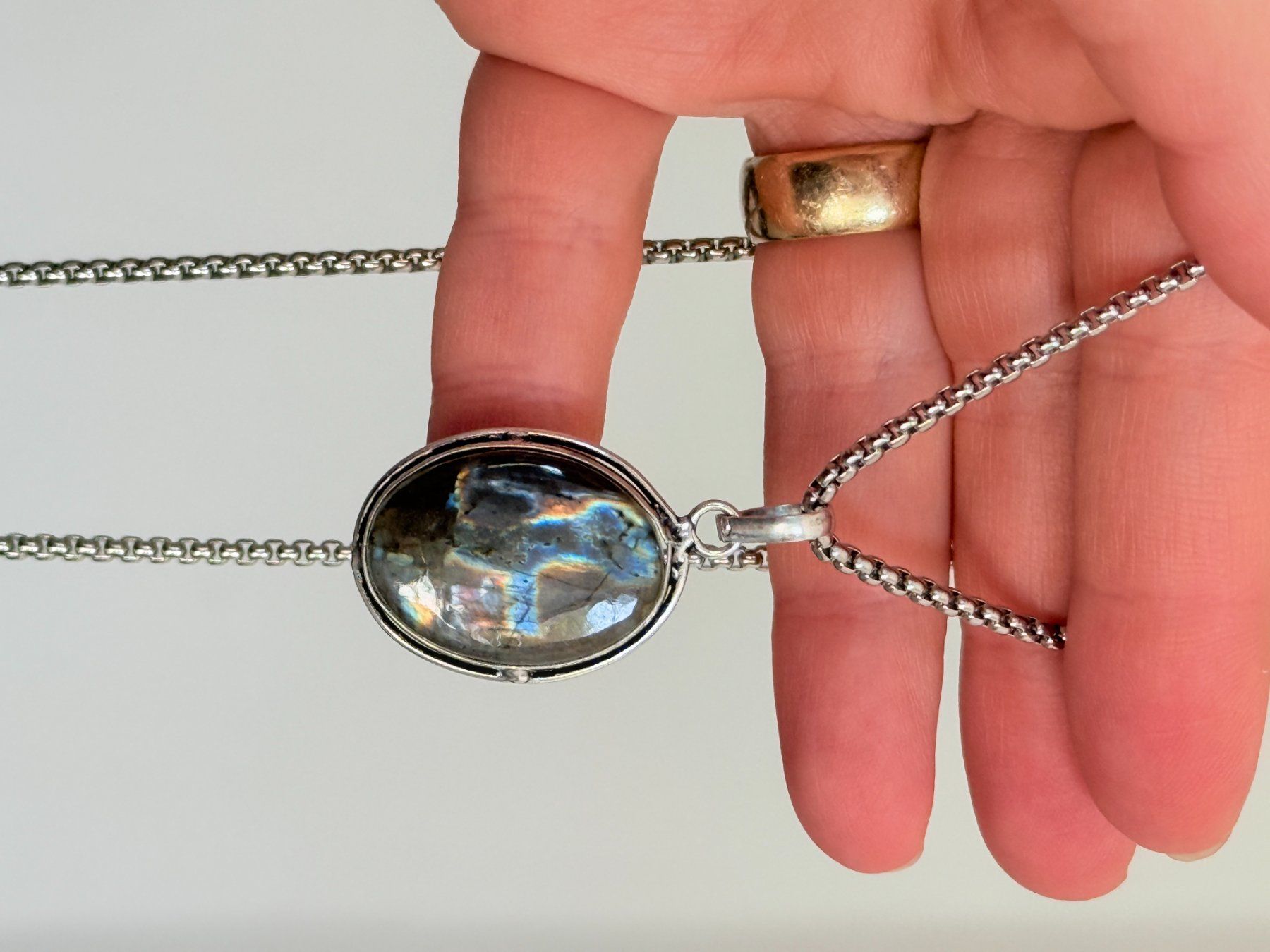 Ketten: Collier avec Labradorite – Neu und originalverpackt aus Genève von AWWA 7