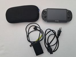 PS Vita PCH-1004 Oled + Memory Card 8gb + Housse transport