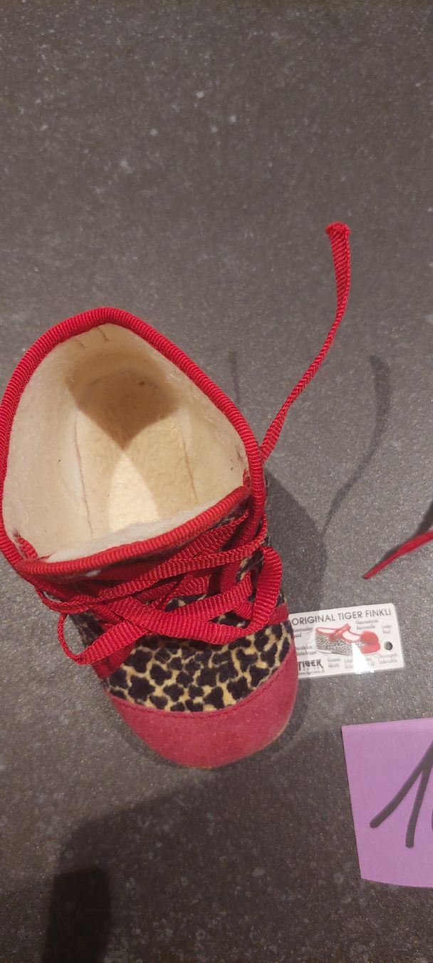 Schuhe für Jungen: Gebrauchte Tiegerfinkli  Grösse 20. – Gebraucht aus Muri AG von nindo1 5
