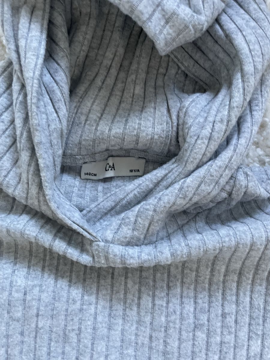 C&A Ensembles coordonnés: Ensemble C&A gris texturé taille 140 cm – Neuf (Voir description) à Versoix par Pti-pois 2