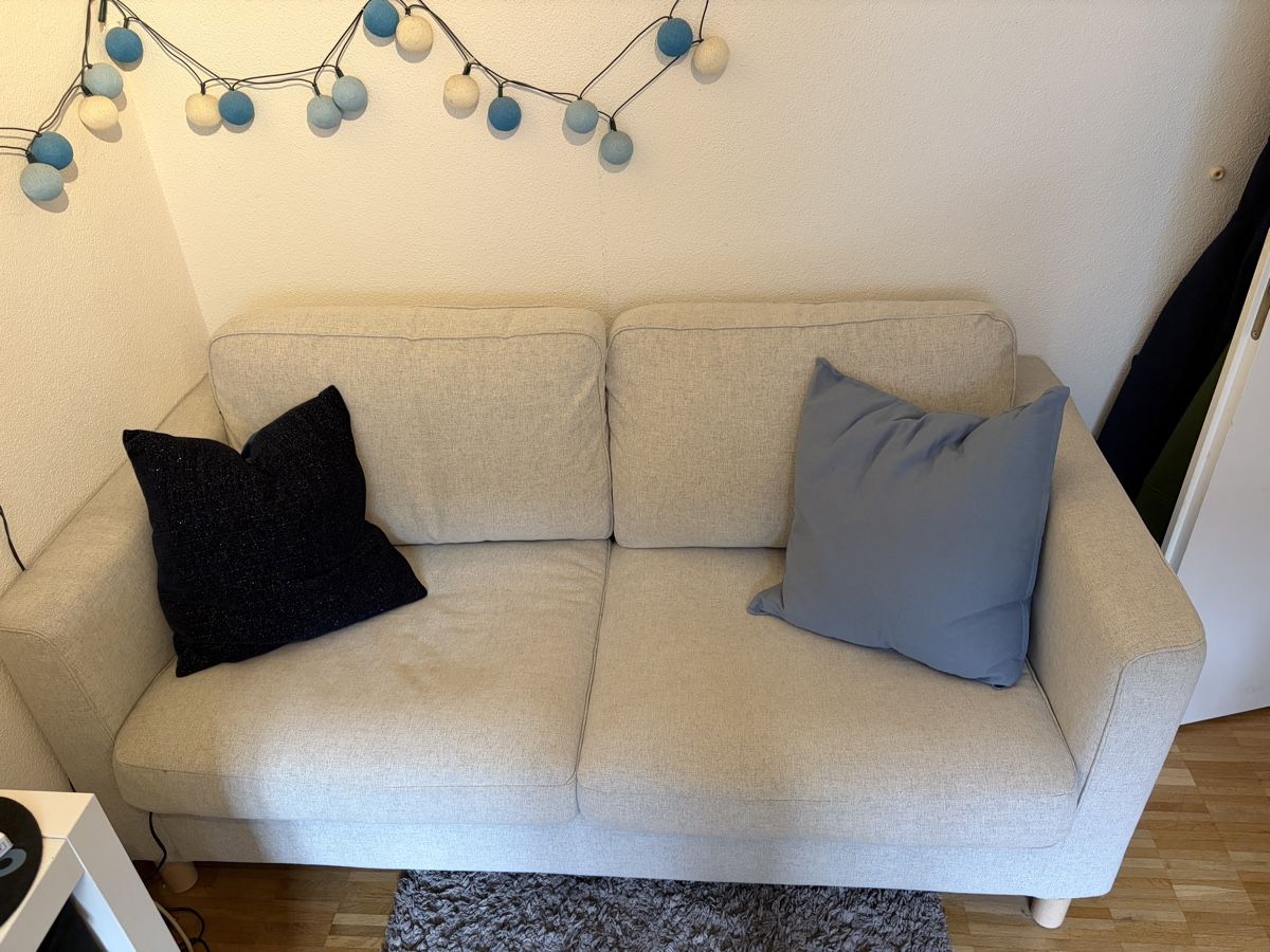 Ikea Divani: Sofa 2er-Sofa grau IKEA – Usato da Zürich venduto da Lichtermeer 2