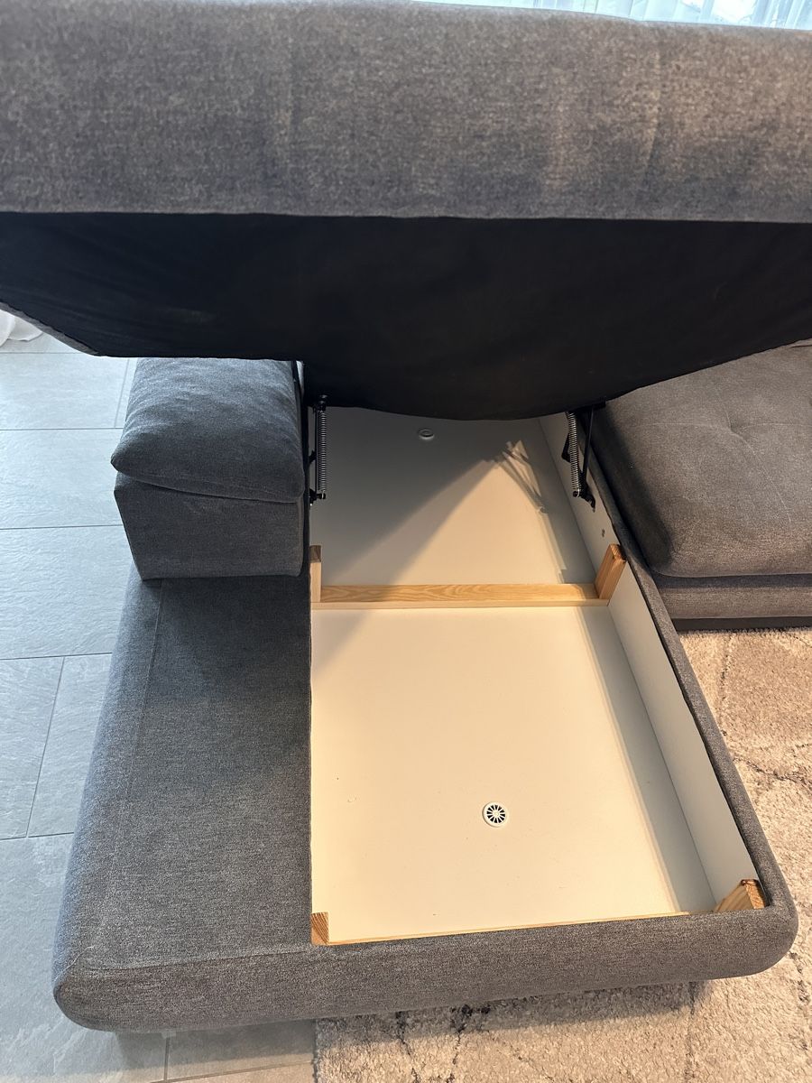 Divani: Grosses dunkelgraues Ecksofa – Usato da Luterbach venduto da Nadine9893 3