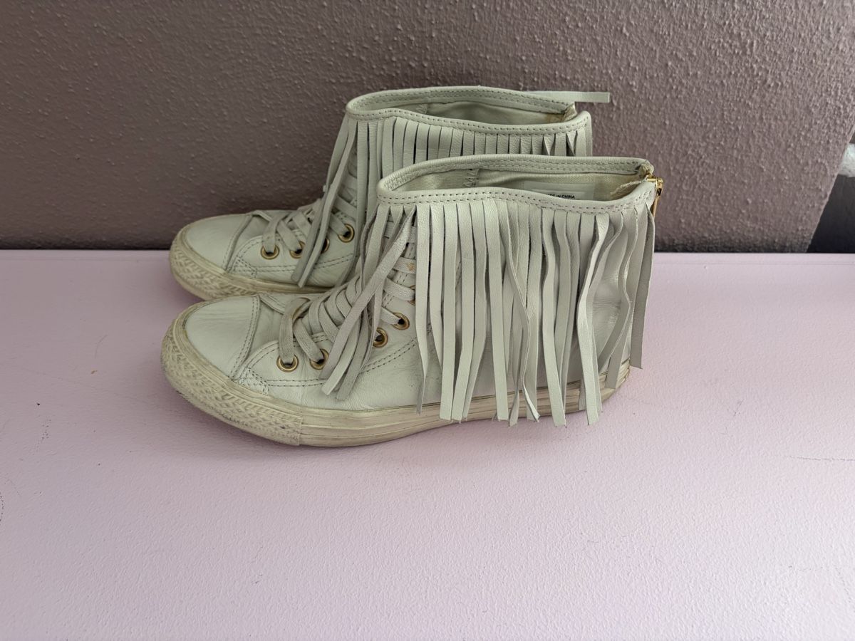 Converse Damenschuhe: Converse Schuhe – Gebraucht aus Vordemwald von ste_g86z 1