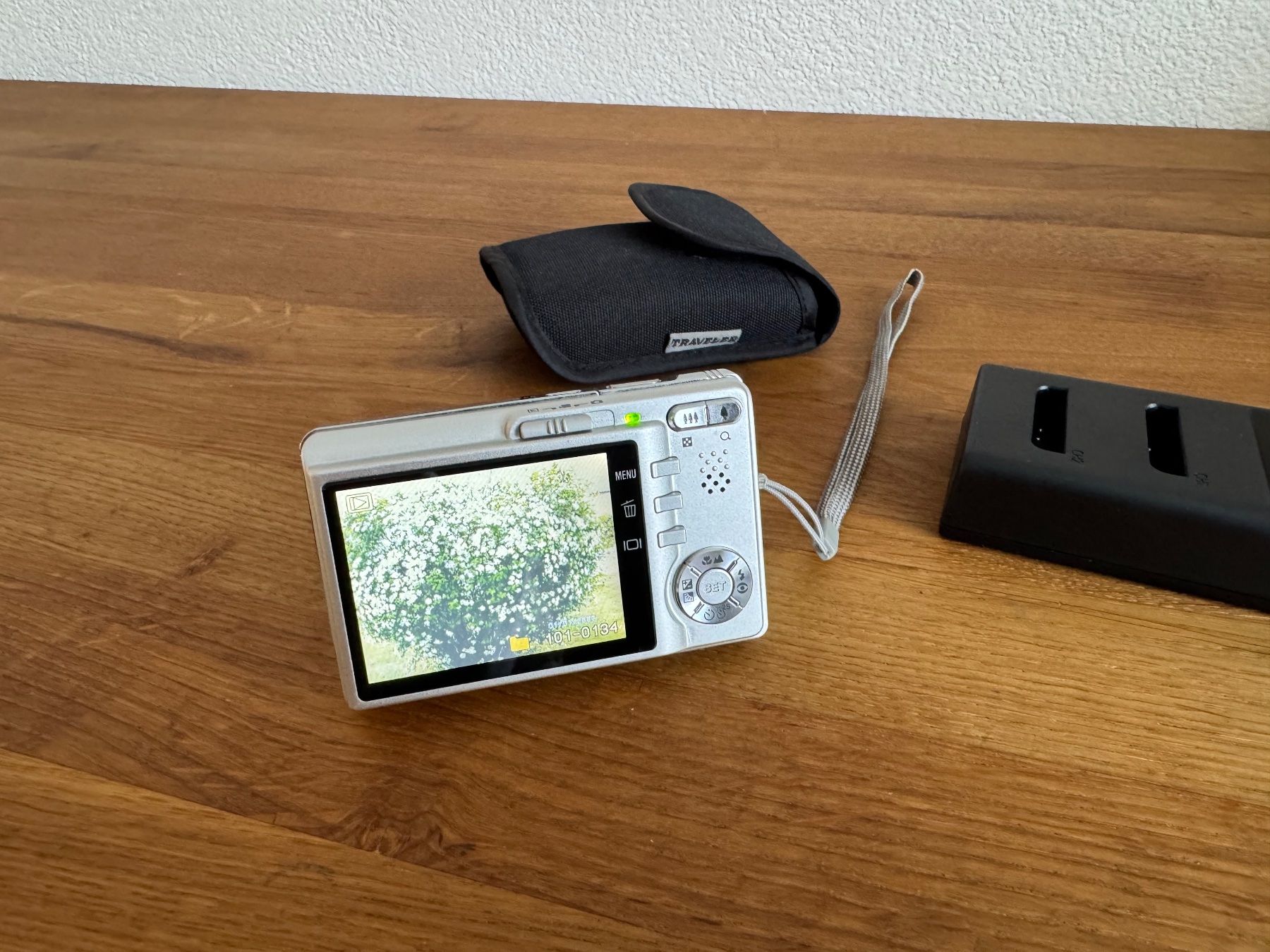 Fotocamera: TRAVELER Super Slim XS 70 – Usato da Frauenfeld venduto da mani.s 4