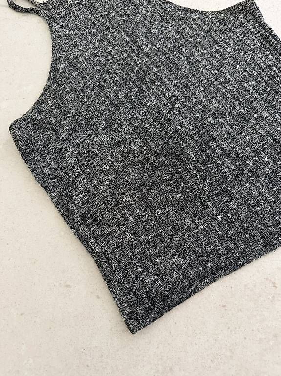 T-shirt: NEW Strickshirt Gr. L A&F – Usato da Merlischachen venduto da GlamGarb 1
