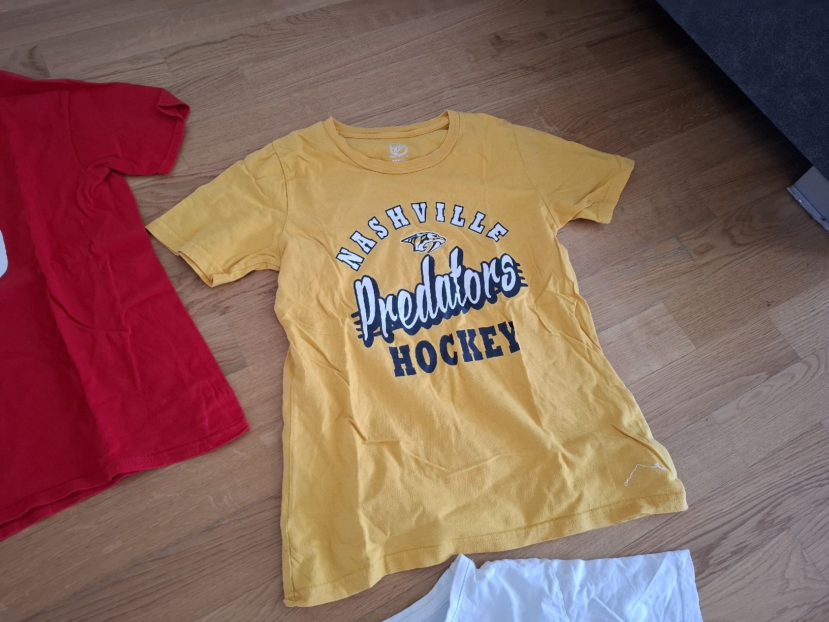 Kleiderpakete & -sets: Cooles T-Shirt-Set für Jungs, Grösse 152, Sommer ☀️ – Gebraucht aus Baar von Jhonny18 1