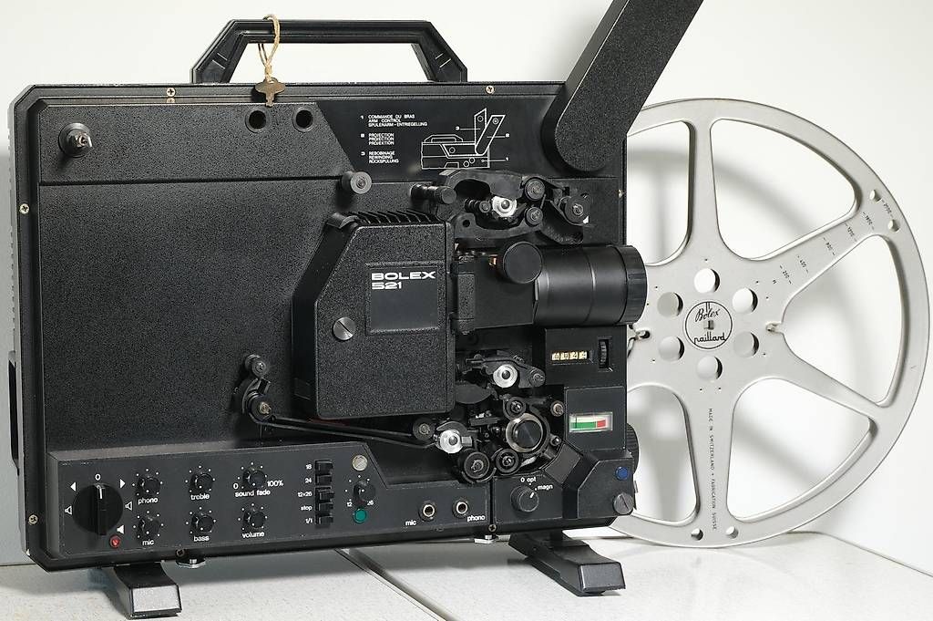 Pellicole: BOLEX 16mm Filmprojektor – Usato da Zürich venduto da Mechanismo 1