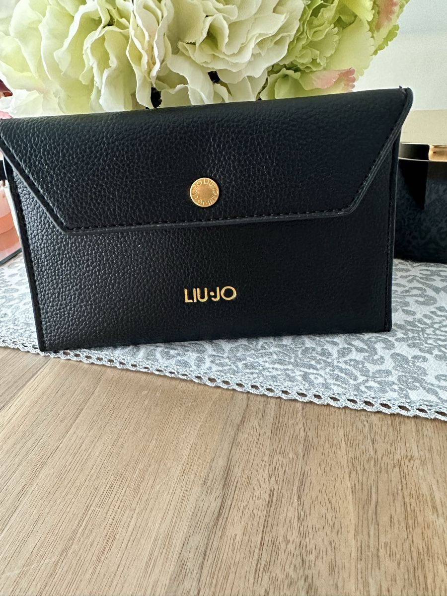 Portamonete: Liu.Jo Pochette Neu 18x11 cm – Nuovo e nell'imballaggio originale da Frümsen venduto da Swissline90