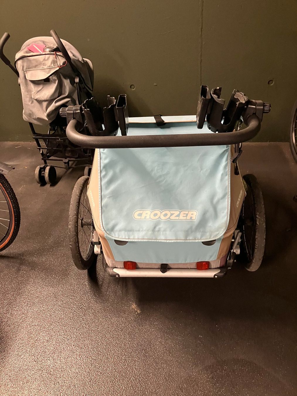 Croozer Rimorchi: Kinderanhänger – Difettoso da Unterägeri venduto da len_pcc5 1