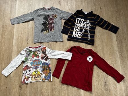 4 Langarmshirts Gr. 104