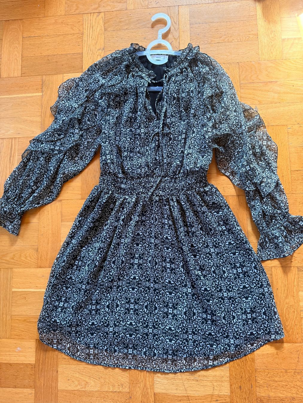 Vestiti: Mango Kleid S – Usato da Amlikon-Bissegg venduto da Flowers_Blossom