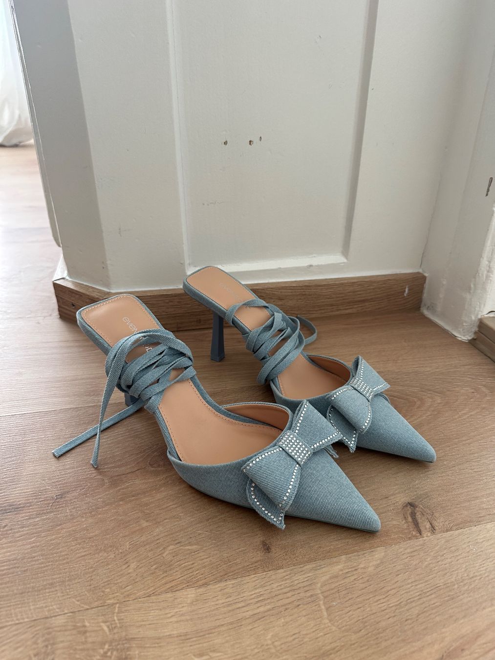 Scarpe da donna: Jeans Schnür Heels – Nuovo (secondo la descrizione) da Chur venduto da sivik