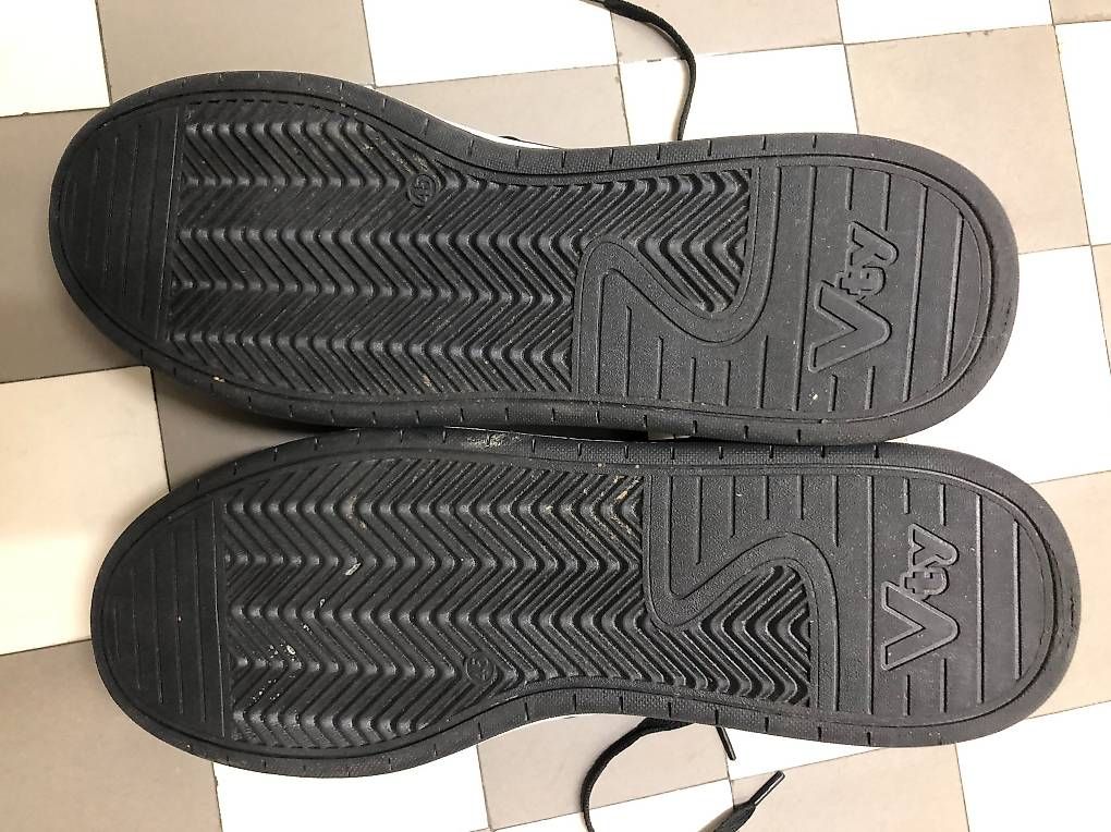 Scarpe da uomo: Sneakers Vty schwarz Grösse 45 NEU – Nuovo (secondo la descrizione) da Zürich venduto da Tivoli2 3