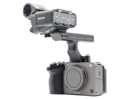 Sony FX3A Cinema Line – neu + XLR-Griff + 2 Akkus + Ga