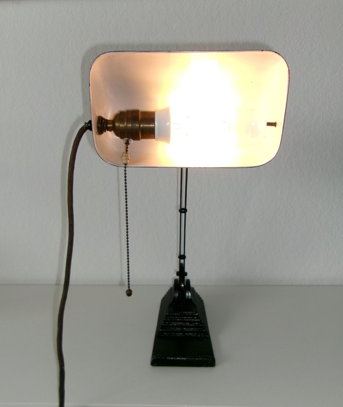 Lampen: Tischlampe (1920 -1940) – Gebraucht aus Solothurn von Rangoo 4