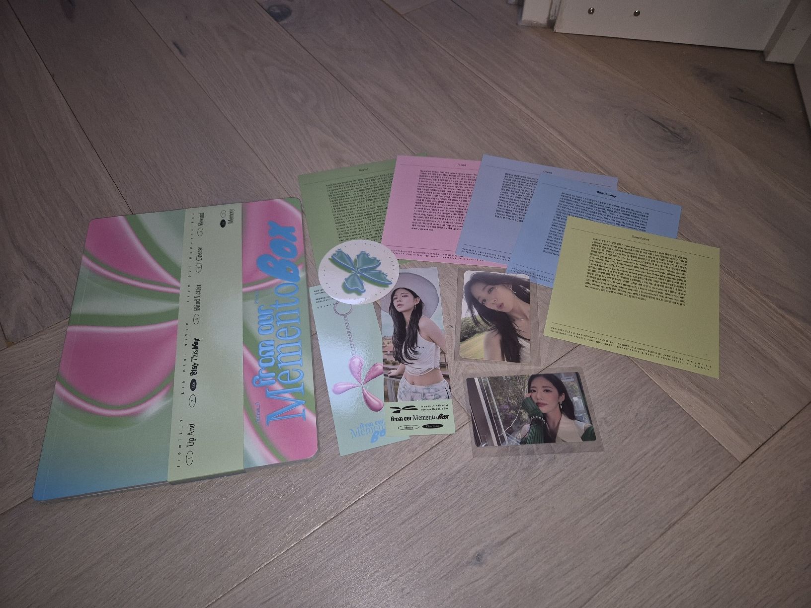 CDs: Fromis_9 - Memento Box – Neu (gemäss Beschreibung) aus Beinwil am See von noeliaz14 1
