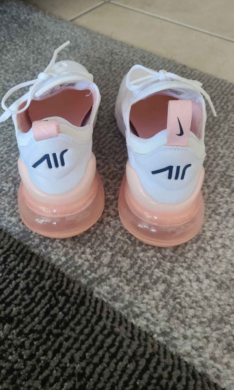 Nike Scarpe da donna: Nike Air 270 – Usato da Courtaman venduto da Bluejazz 2