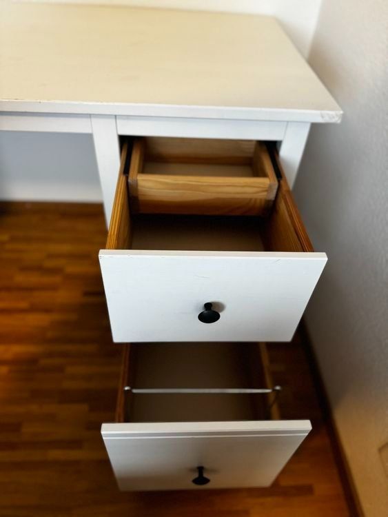 Ikea Scrivanie: Kostenlos Schreibtisch Ikea Hemnes – Usato da Emmenbrücke venduto da mar_76ct 4