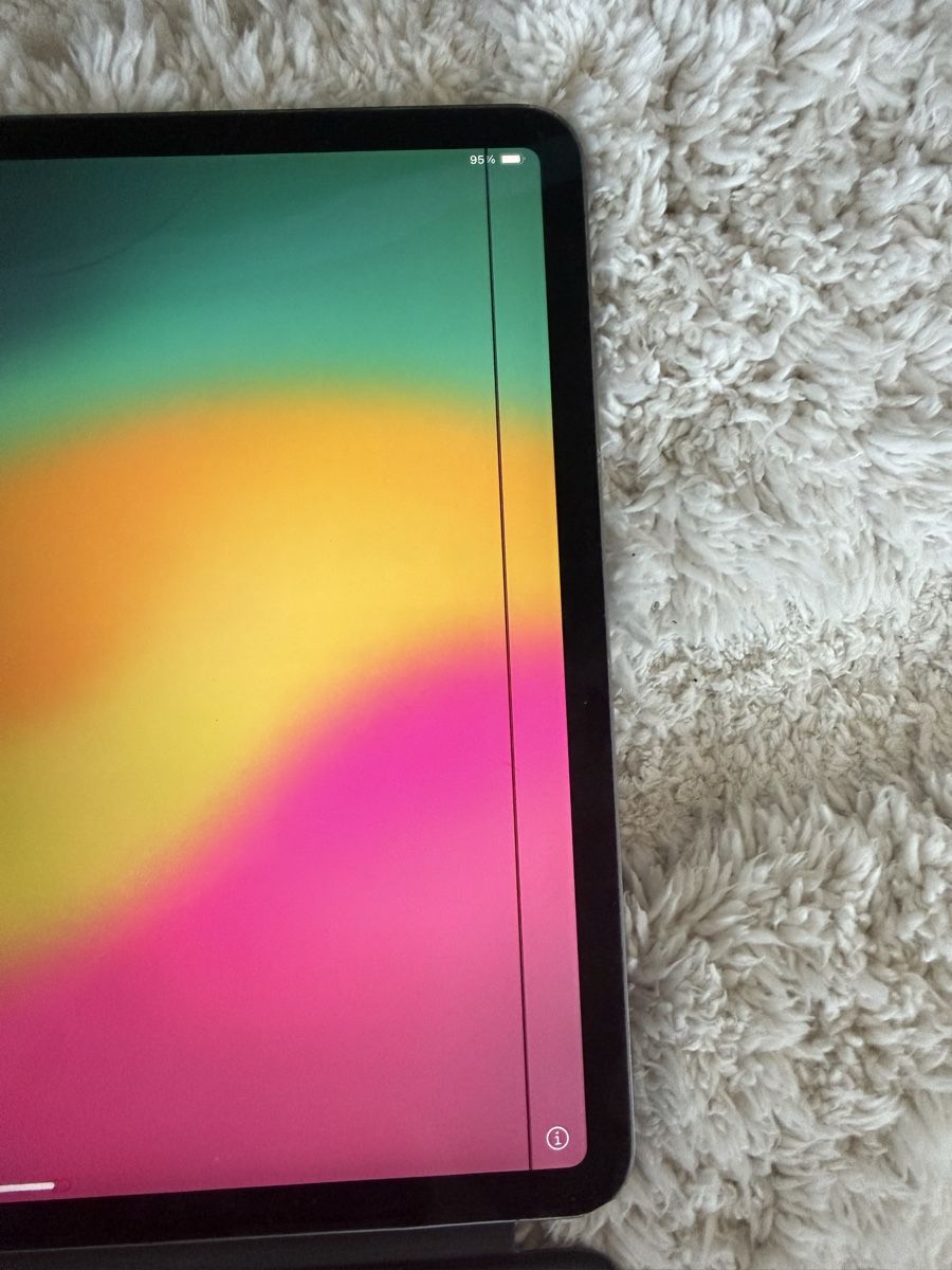 Apple Tablet PC: Gebrauchtes iPad Pro mit Magic Keyboard - Defekt! – Usato da Herrliberg venduto da ang_7h5l 8