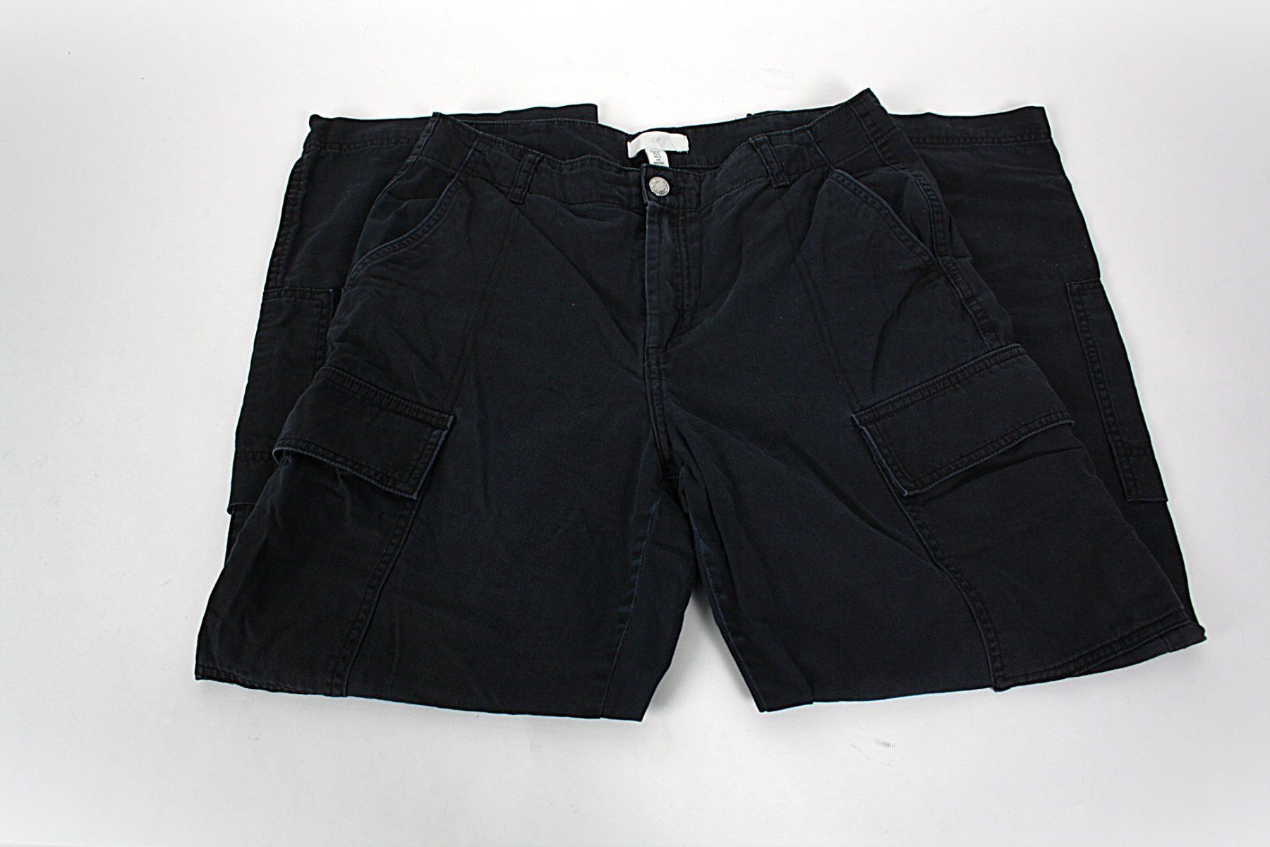 H&M Hosen: H&M Cargohose schwarz, Gr. 40 – Gebraucht aus Zollikofen von Restwert_Zollikofen 4