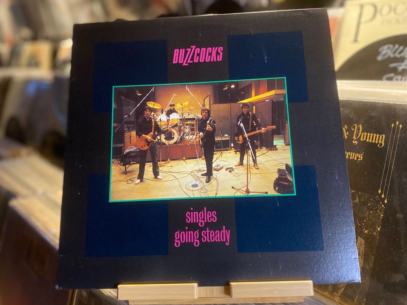 Schallplatten: BUZZCOCKS – SINGLES GOING STEADY /COMPIL US VG++/VG++ – Gebraucht aus Gals von Diskopatshop