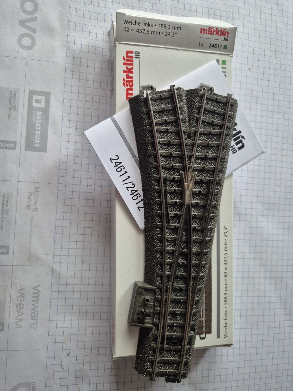Märklin Modellini di ferrovie: Märklin Weiche links R2 – Nuovo e nell'imballaggio originale da Rain venduto da motoguzzi55