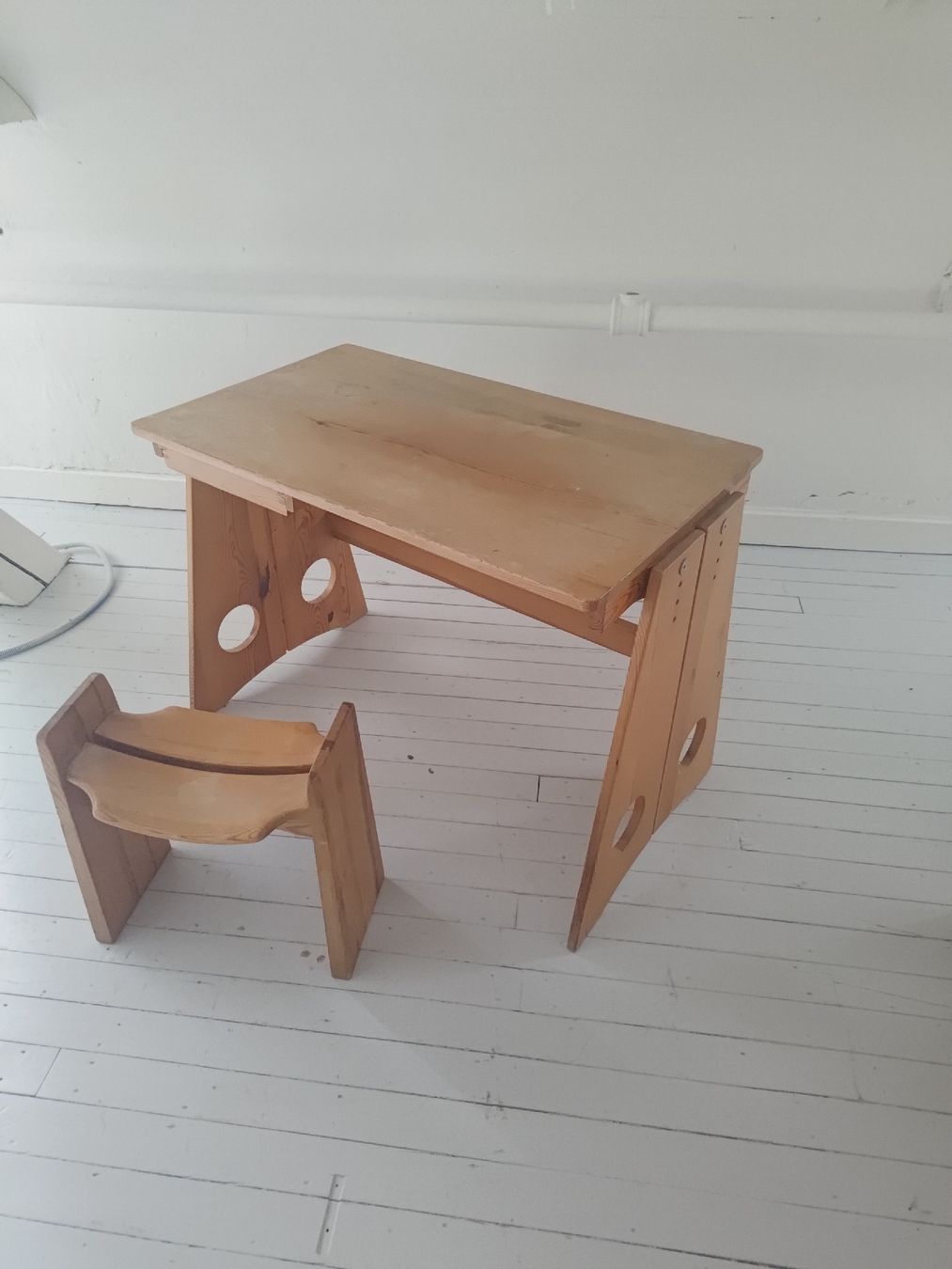Scrivanie: Swedish Vintage Design Desk Gilbert Maklund – Usato da Untersiggenthal venduto da babette0815 5