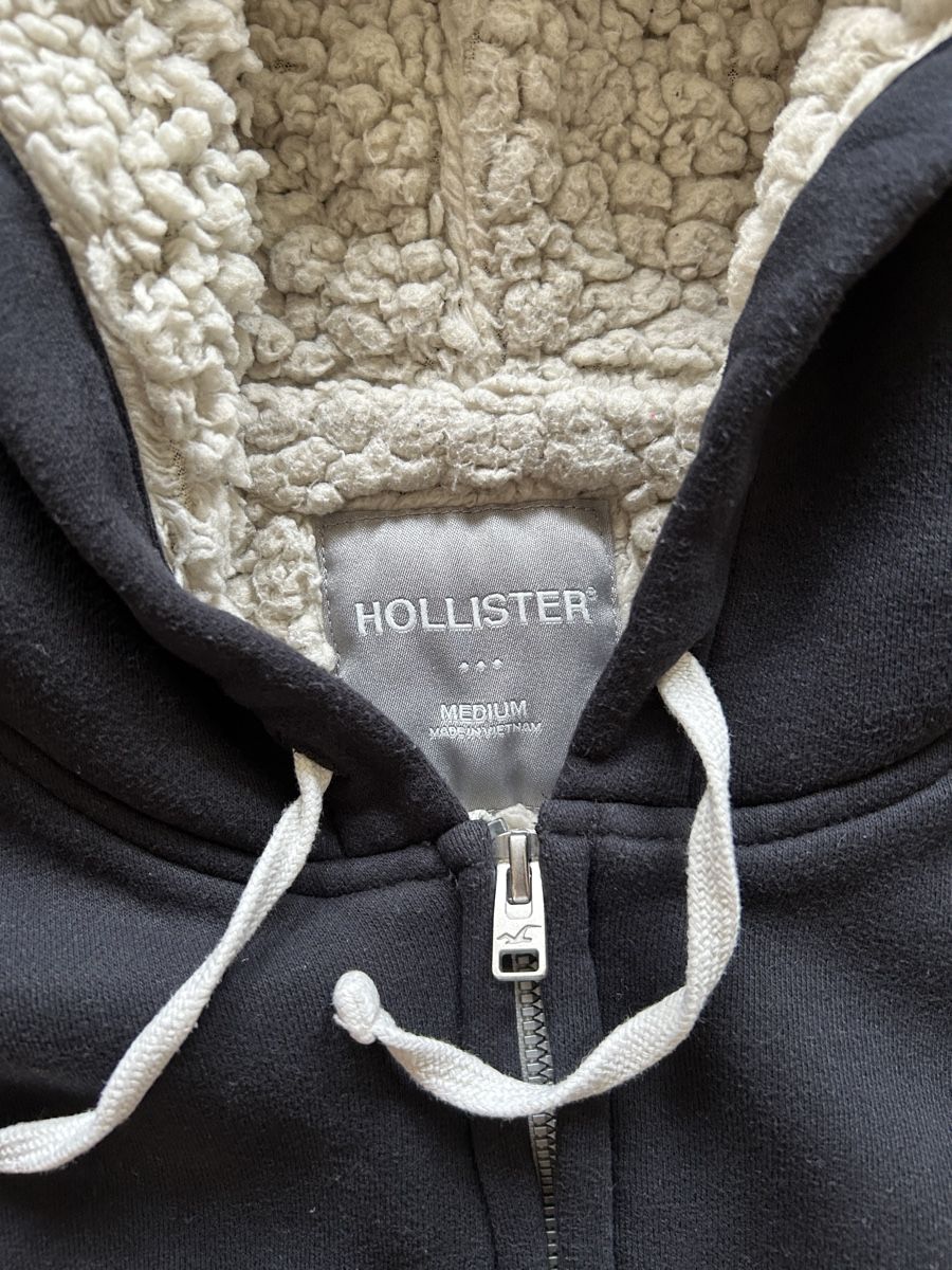 Hollister Maglioni & Felpe: Hollister Hoodie – Usato da Rüfenacht BE venduto da captainamerica_1 2