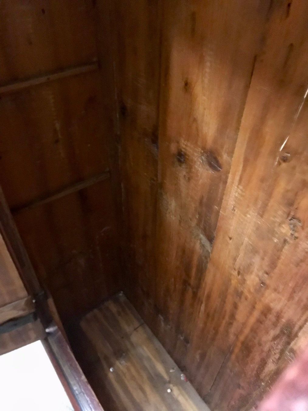 Armadi: Antiker Bauernschrank – Usato da schaffhausen venduto da bryli 7