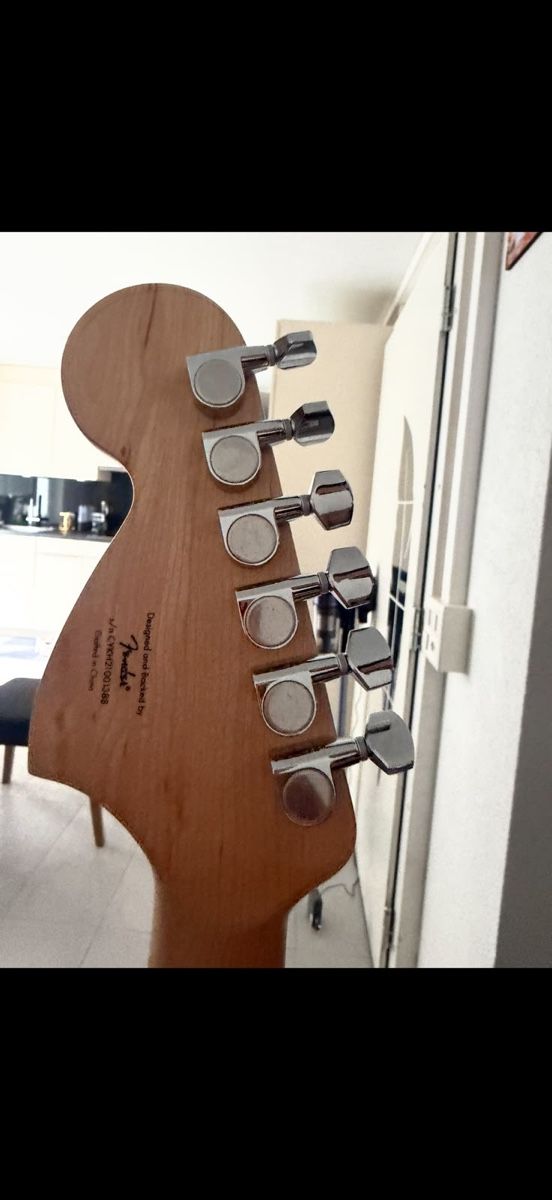 Fender Strumenti musicali: Gitarre  – Nuovo (secondo la descrizione) da Boswil venduto da alo_k55l 2