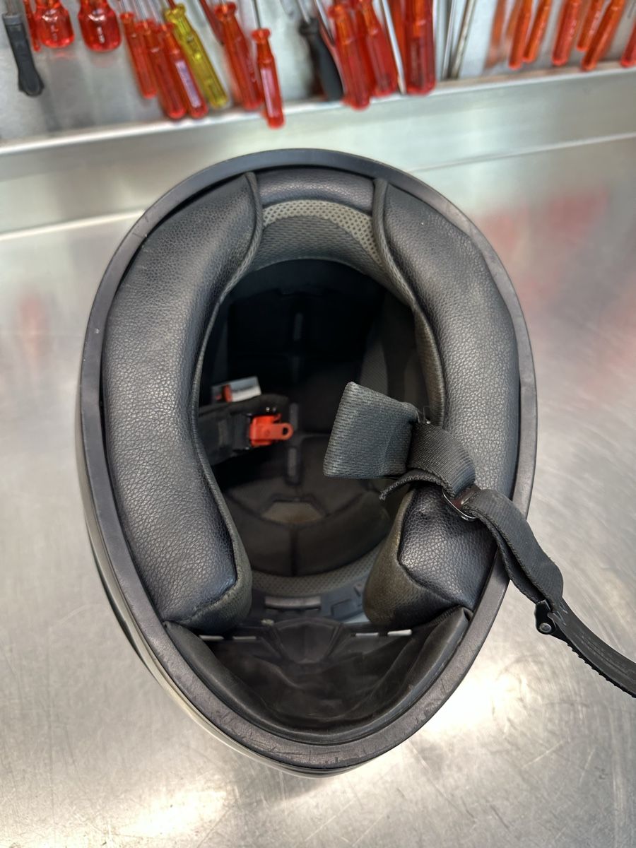 Casques & visières: Motorradhelm Klapphelm Grösse L 59-60cm  – D'occasion à Schwende par weesli 3