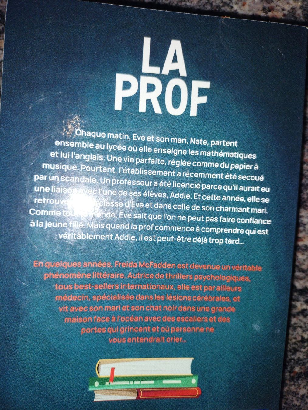 Bücher: La Prof Freida McFadden – Gebraucht aus Cortaillod von rozinna 1