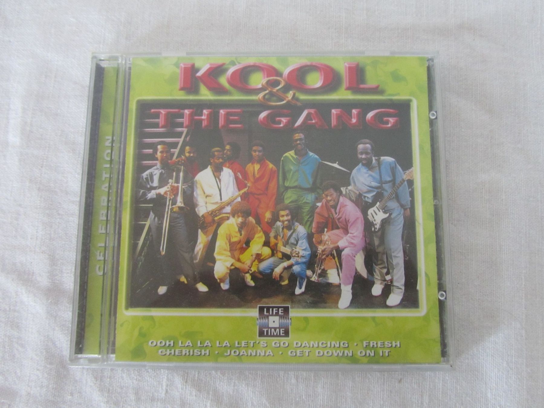 CD: Kool & The Gang - Celebration CD – Usato da Seengen venduto da mikelele