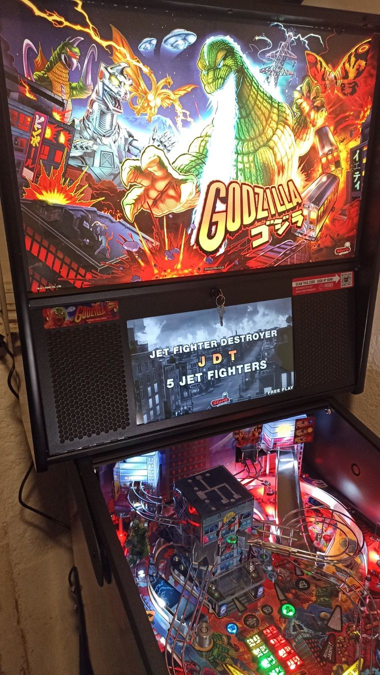 Stern Pinball Flipper: Godzilla Pro - Flipper - Pinball - Flipperkasten – Nuovo (secondo la descrizione) da Wettingen venduto da extraball