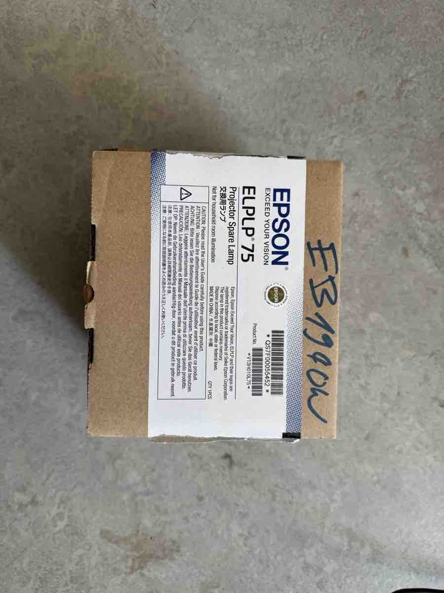 Epson Vidéoprojecteurs: Epson ELPLP 75 Projektor Lampe NEU – D'occasion à Zürich par BuZz_zh