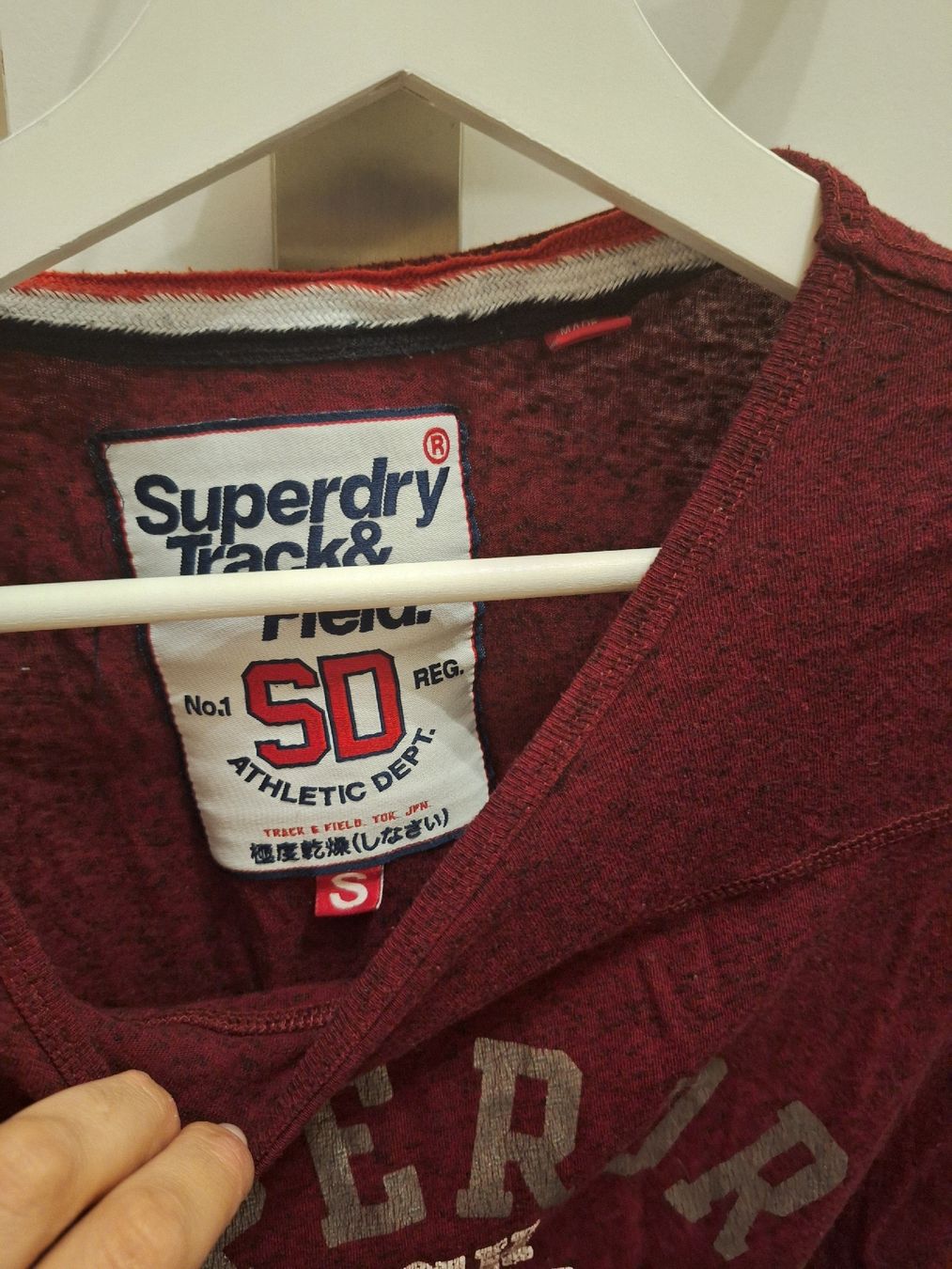Superdry Pullover & Sweatshirts: Superdry Pullover weinrot – Gebraucht aus Neuhausen von eliana2 2